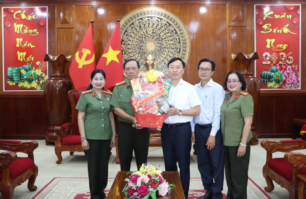 Hội Cựu CAND tỉnh Cà Mau chúc Tết các cơ quan Đảng, Nhà nước tỉnh