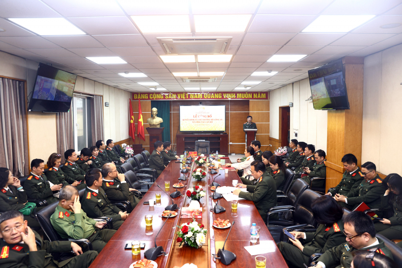 Bổ nhiệm Đại tá Nguyễn Thị Thu Hằng giữ chức vụ Phó Cục trưởng Cục Truyền thông Công an nhân dân -0