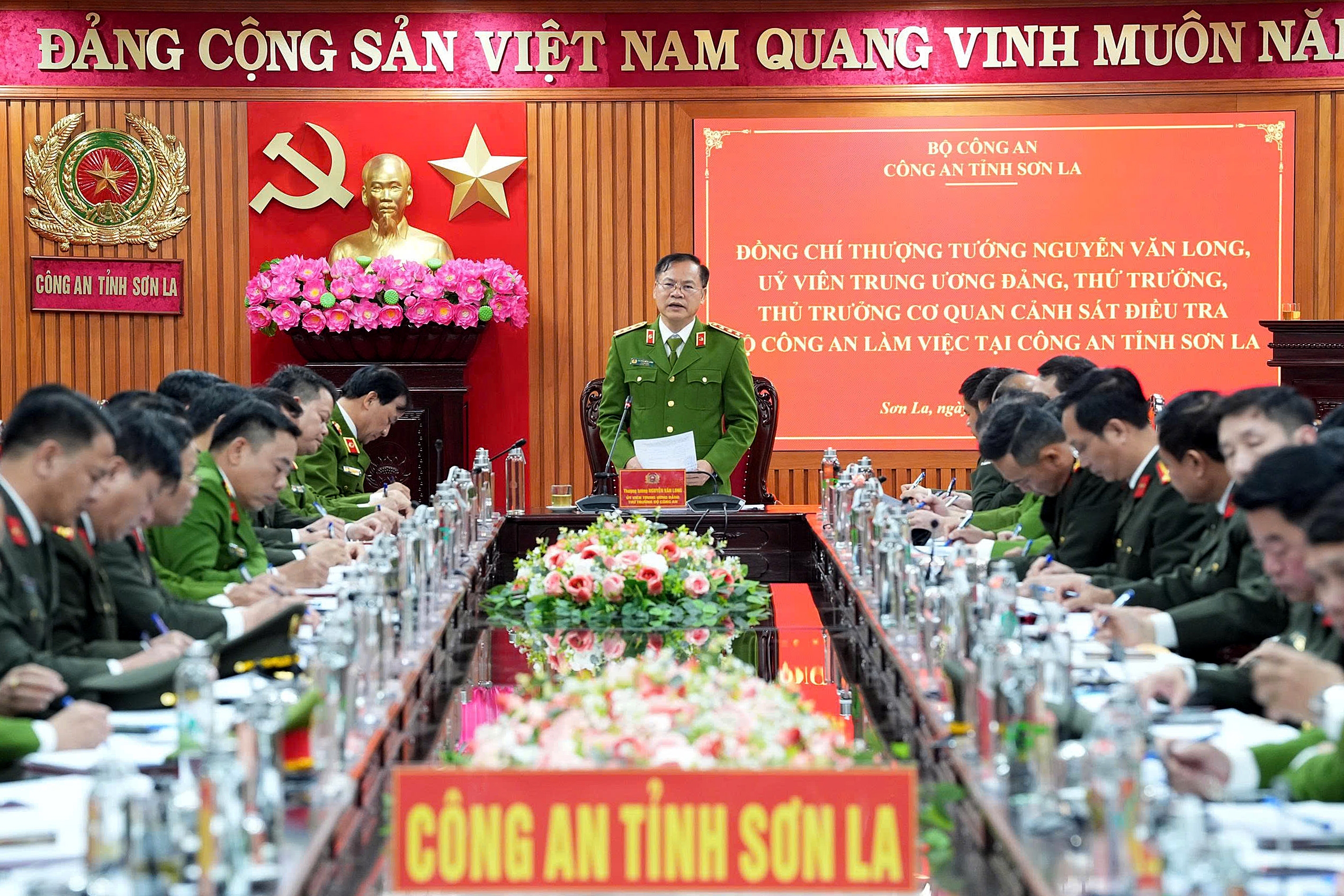 Quyết tâm giữ vững an ninh trật tự trên địa bàn tỉnh Sơn La