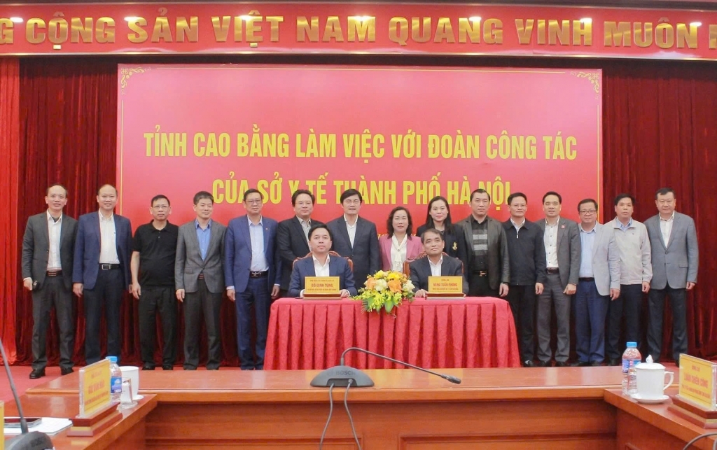 Hà Nội hỗ trợ đào tạo, chuyển giao kỹ thuật cho y tế Cao Bằng