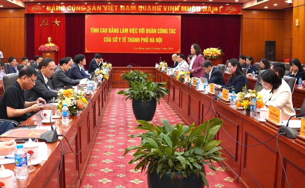 Hà Nội hỗ trợ đào tạo, chuyển giao kỹ thuật cho y tế Cao Bằng