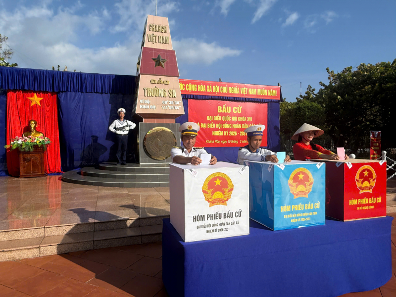 Ngày hội non sông và trọng trách trước Nhân dân -0