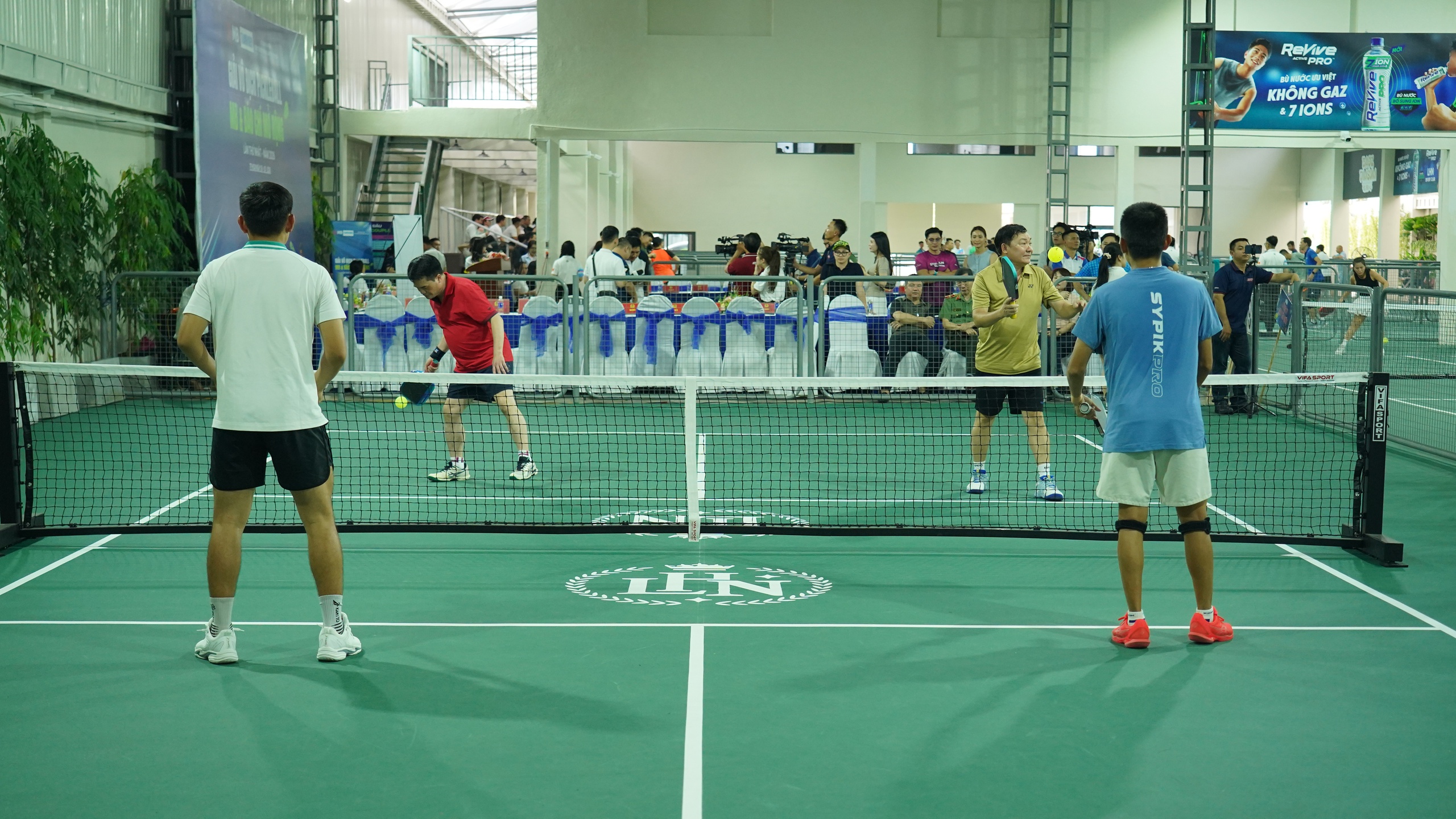 Lý Hoàng Nam vô địch giải pickleball của Cơ quan đại diện Cục Truyền thông CAND TP.HCM- Ảnh 5. Lý Hoàng Nam vô địch giải pickleball của Cơ quan đại diện Cục Truyền thông CAND TP.HCM- Ảnh 5.