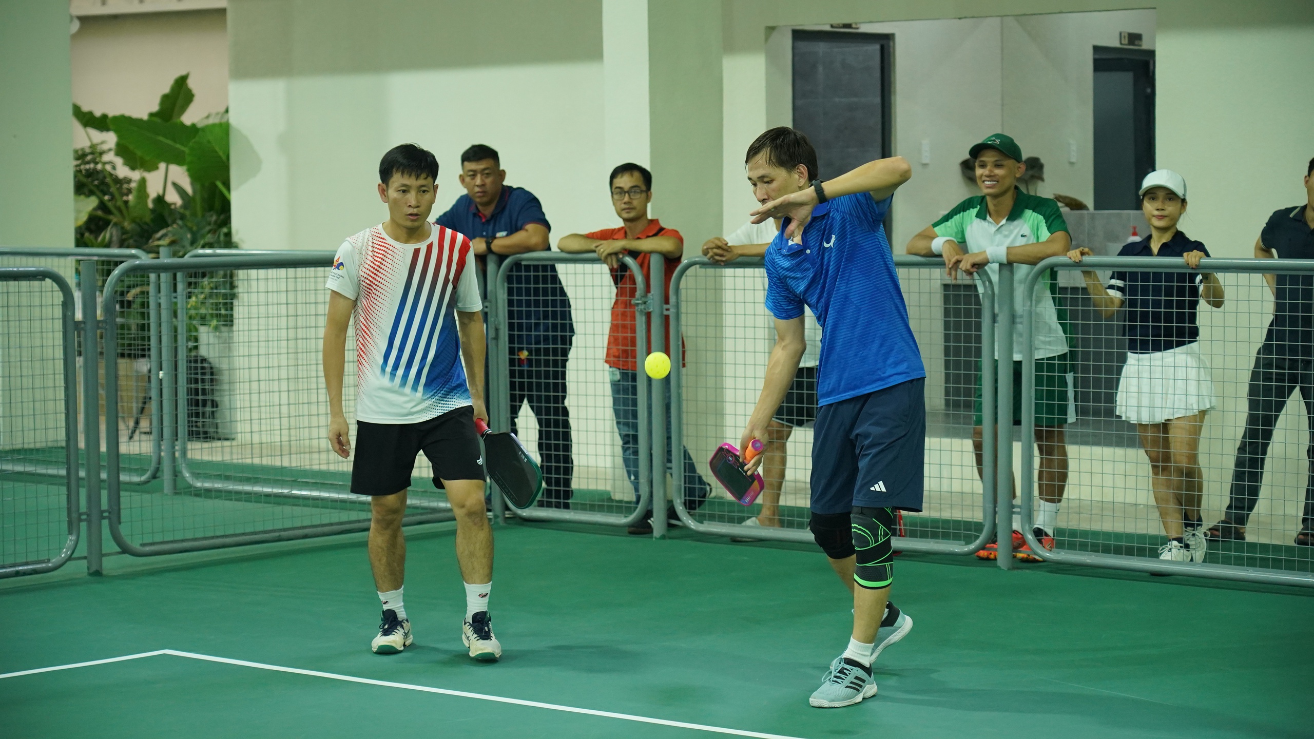 Lý Hoàng Nam vô địch giải pickleball của Cơ quan đại diện Cục Truyền thông CAND TP.HCM- Ảnh 6. Lý Hoàng Nam vô địch giải pickleball của Cơ quan đại diện Cục Truyền thông CAND TP.HCM- Ảnh 6.
