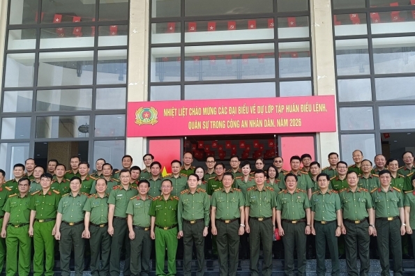 Xây dựng lực lượng CAND cách mạng, chính quy, tinh nhuệ và hiện đại