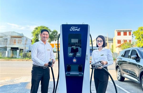 Ford Việt Nam nâng cấp hệ sinh thái xe điện, đưa Mustang Mach-E đến gần khách hàng