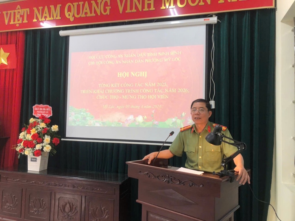Ninh Bình: Chi hội Cựu CAND phường và Công an phường Mỹ Lộc ký kết Chương trình phối hợp trong công tác bảo đảm an ninh, trật tự