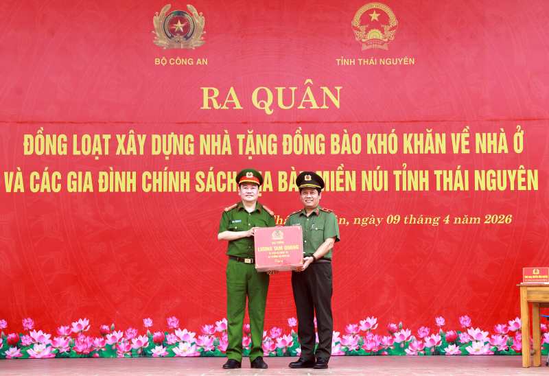 Từ những căn nhà nghĩa tình đến thế trận lòng dân vững chắc -1