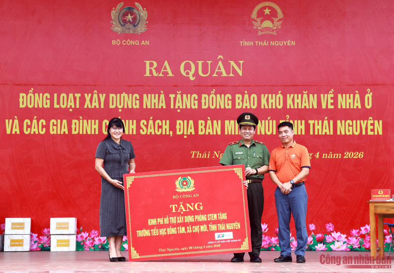 Từ những căn nhà nghĩa tình đến thế trận lòng dân vững chắc -0