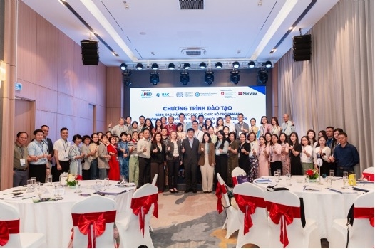 Hỗ trợ chuyển đổi số, chuyển đổi xanh cho doanh nghiệp nhỏ và vừa