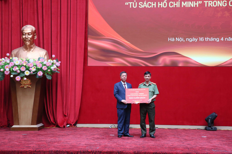 Khai mạc Ngày Sách và Văn hoá đọc Việt Nam trong CAND năm 2026 -0