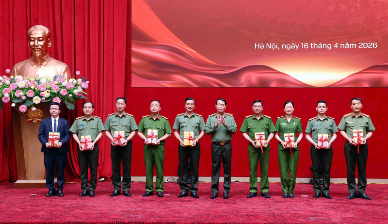 Khai mạc Ngày Sách và Văn hoá đọc Việt Nam trong CAND năm 2026 -0