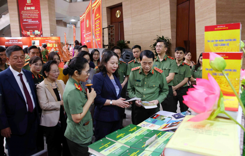 Khai mạc Ngày Sách và Văn hoá đọc Việt Nam trong CAND năm 2026 -0