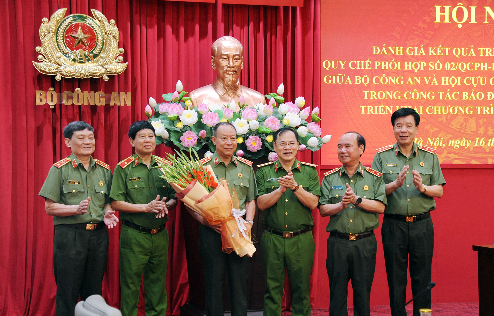 Nhiều kết quả tích cực trong thực hiện Quy chế phối hợp giữa Bộ Công an và Hội Cựu CAND Việt Nam trong bảo đảm ANTT -0