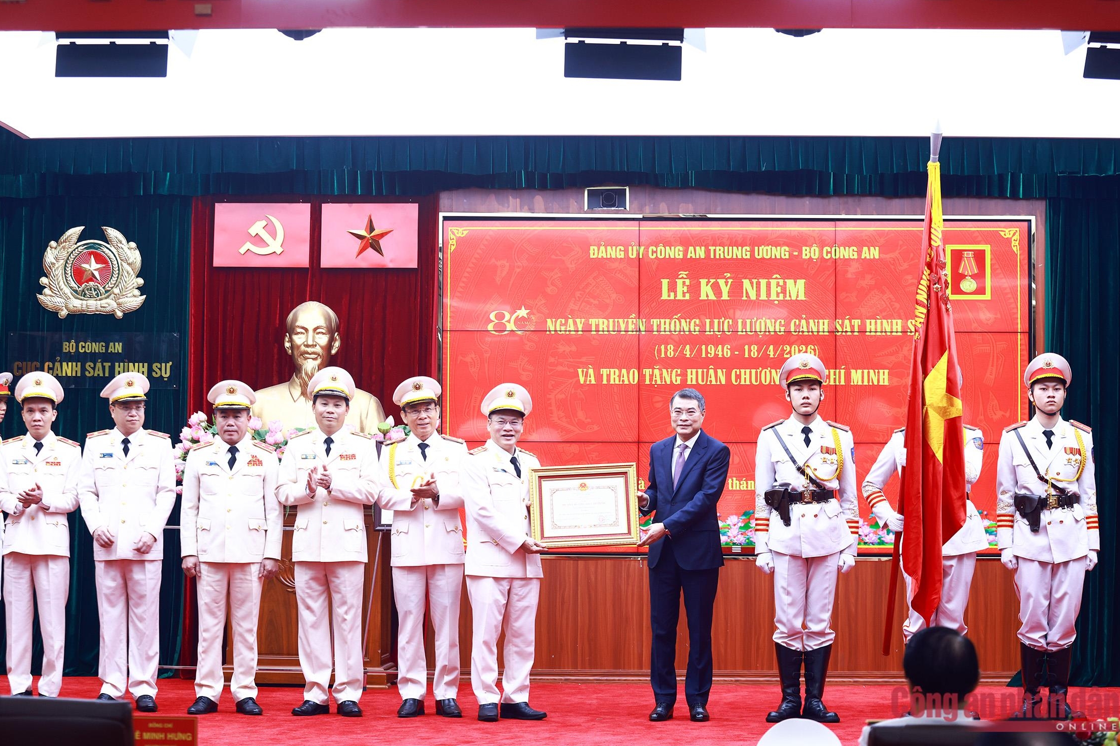 Xây dựng và gìn giữ thương hiệu  “Cảnh sát hình sự” anh hùng