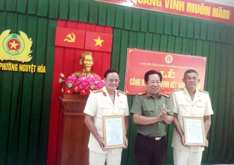 Vĩnh Long: Chi hội Cựu CAND phường Nguyệt Hóa kết nạp hội viên mới