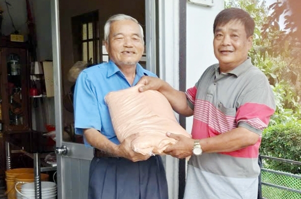 Cần Thơ: Chi hội Cựu CAND phường Thuận Hưng thắt chặt nghĩa tình đồng đội