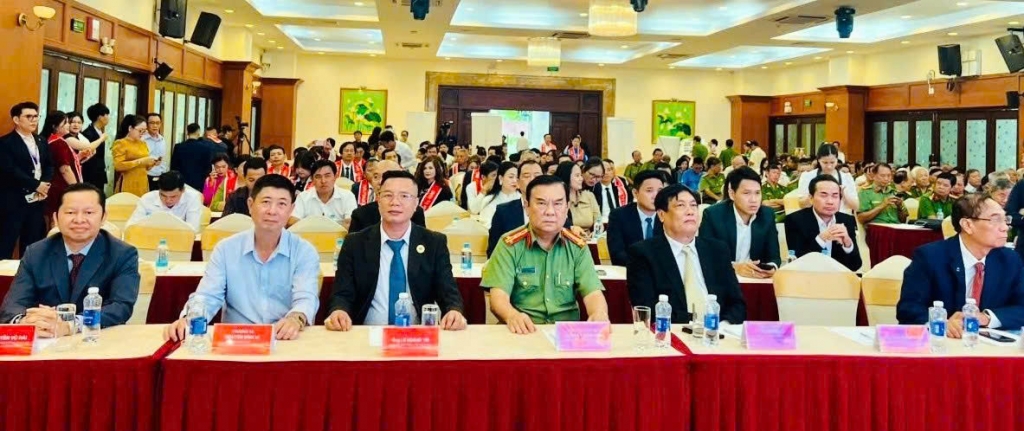 Hội Cựu CAND TP.HCM: Tập huấn nâng cao kiến thức phòng chống gian lận thương mại và hàng giả