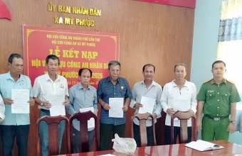 Cần Thơ: Chi hội Cựu CAND xã Mỹ Phước kết nạp 23 hội viên mới