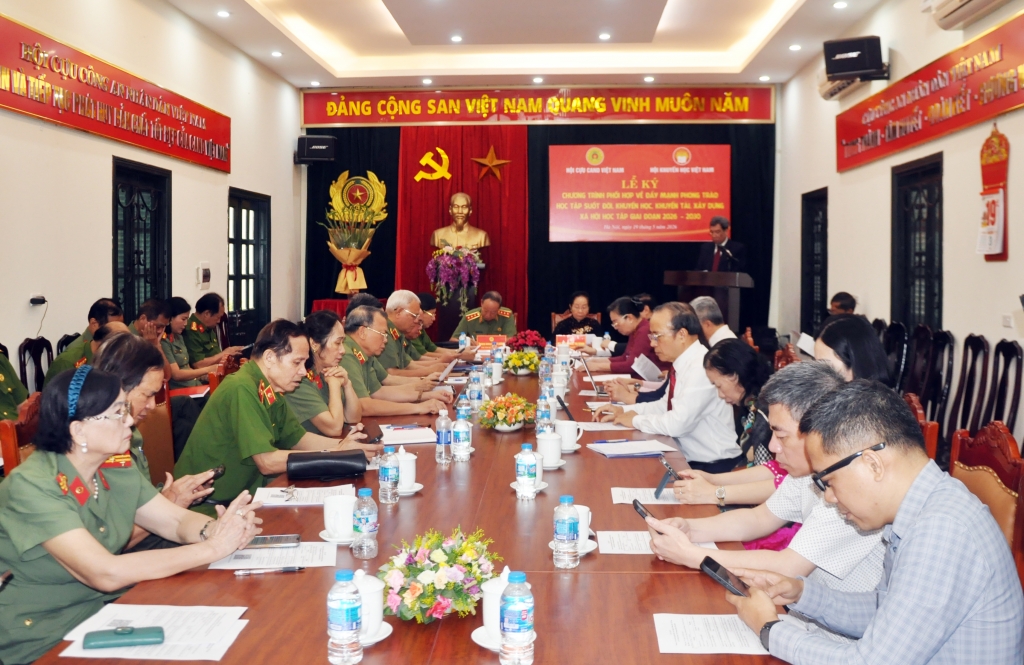 Khẳng định vai trò của Hội Cựu CAND Việt Nam và Hội Khuyến học Việt Nam trong xây dựng xã hội học tập