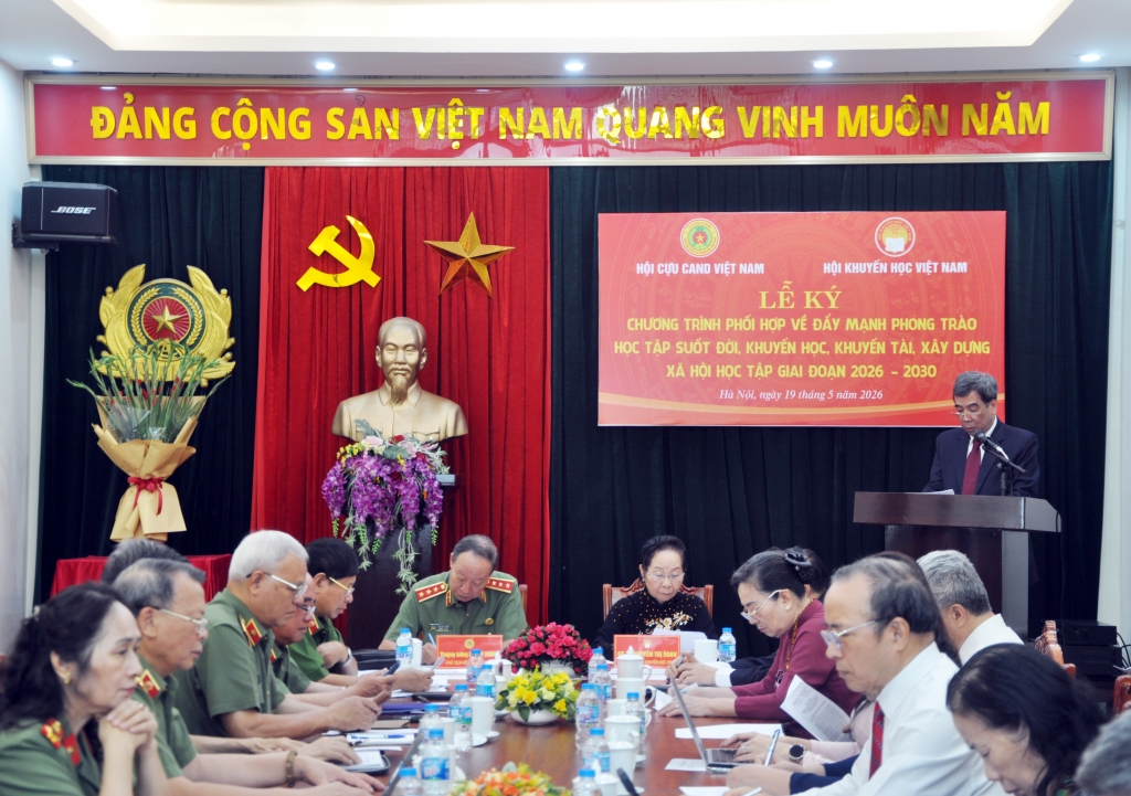 Khẳng định vai trò của Hội Cựu CAND Việt Nam và Hội Khuyến học Việt Nam trong xây dựng xã hội học tập