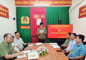 Cần Thơ: Chi hội Cựu CAND xã Tài Văn triển khai phối hợp công tác với Công an xã và kết nạp hội viên mới
