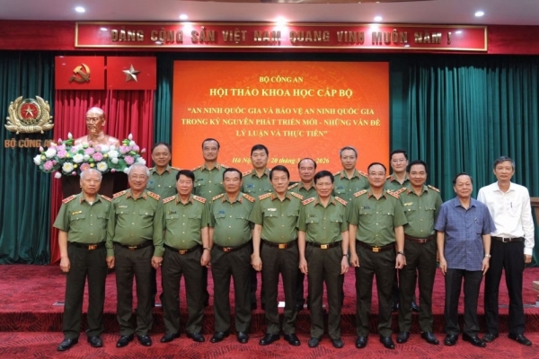 Bảo vệ an ninh quốc gia là nhiệm vụ trọng yếu, thường xuyên của toàn Đảng, toàn dân, toàn quân