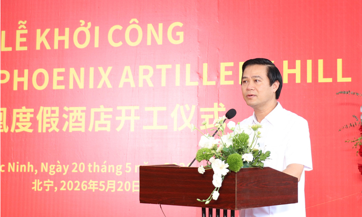 Ông Lê Xuân Lợi, Phó Chủ tịch UBND tỉnh Bắc Ninh,phát biểu tại lễ khởi công khách sạn 5 sao Phoenix Artillery Hill Hotel.