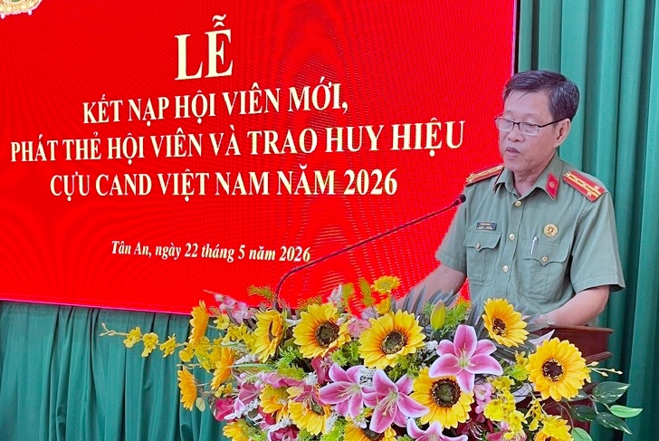Cần Thơ: Chi hội Cựu CAND phường Tân An kết nạp 10 hội viên mới