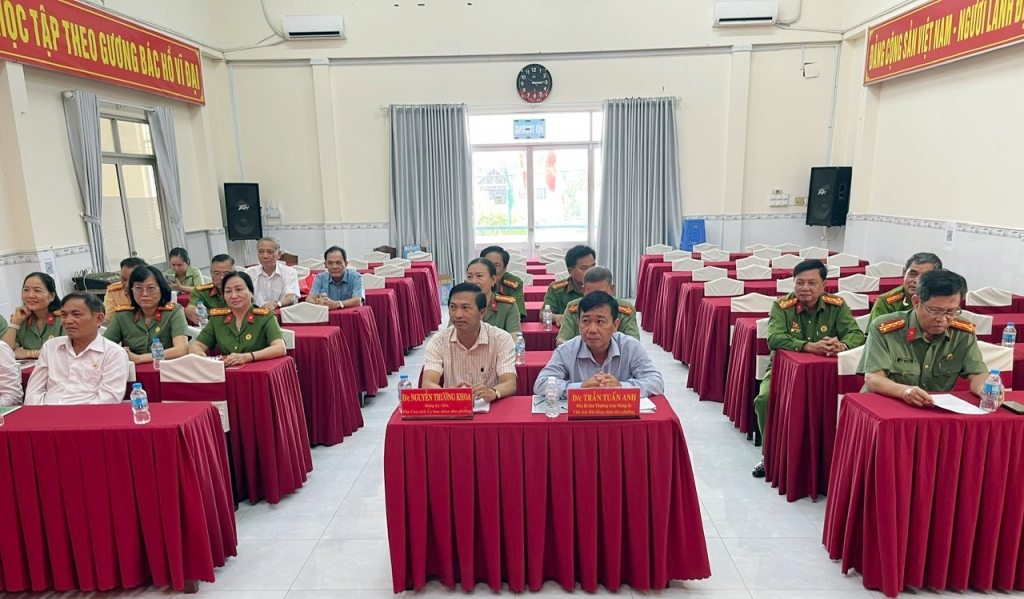 Cần Thơ: Chi hội Cựu CAND phường Tân An kết nạp 10 hội viên mới