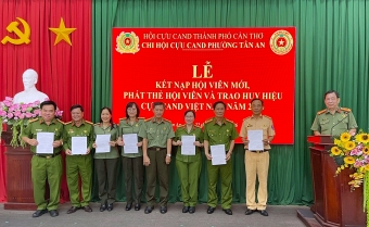 Cần Thơ: Chi hội Cựu CAND phường Tân An kết nạp 10 hội viên mới