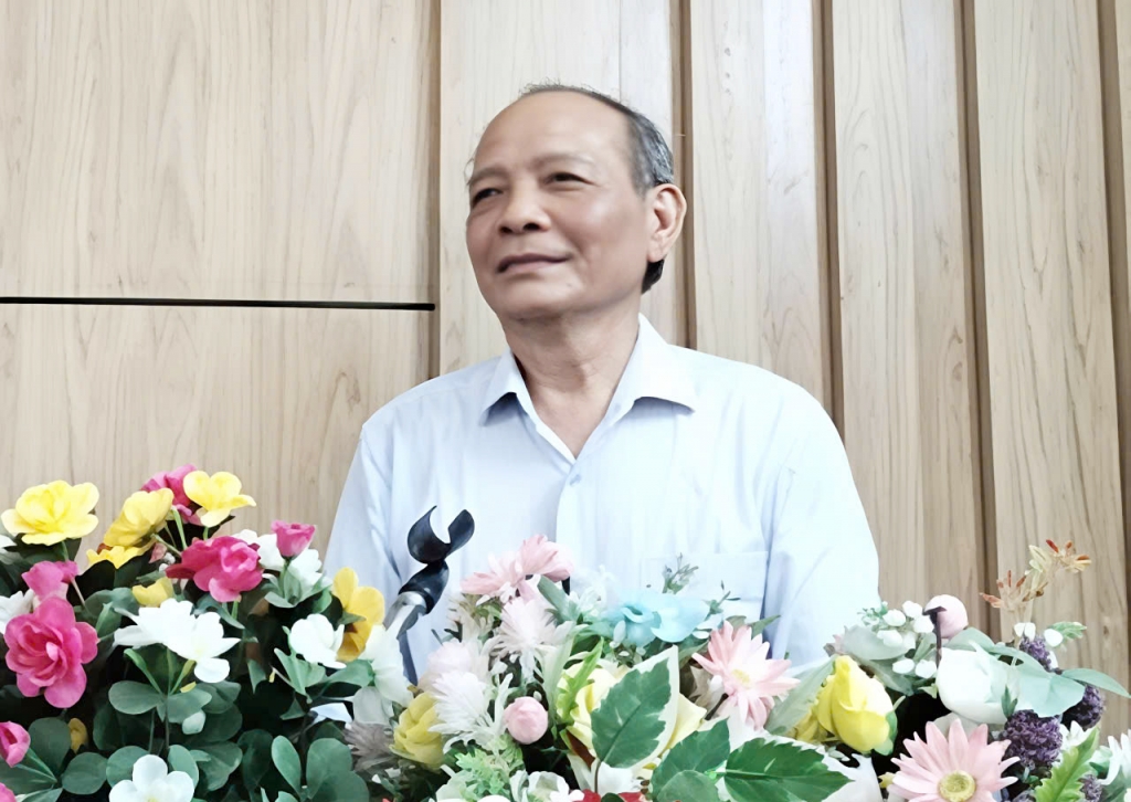 Lớp Trung cấp Lý luận chính trị Trường Đại học ANND dâng hương tri ân các Anh hùng liệt sỹ CAND