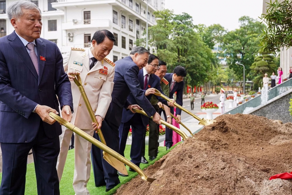 Tổng Bí thư, Chủ tịch nước Tô Lâm dự Lễ kỷ niệm 80 năm Ngày truyền thống Học viện An ninh nhân dân