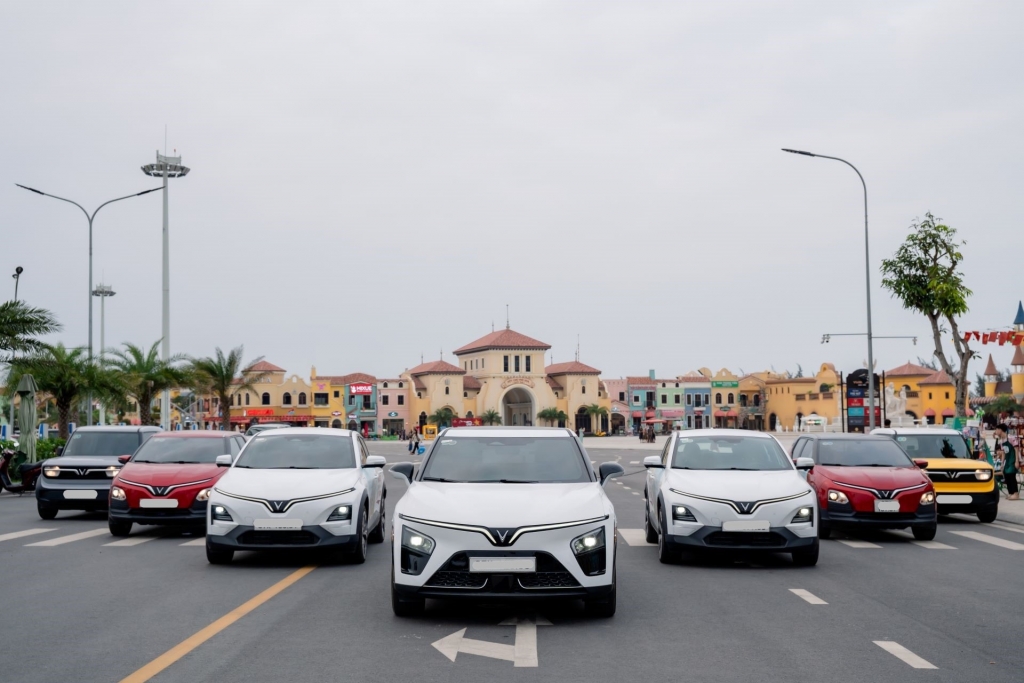 VinFast hỗ trợ khách hàng chuyển đổi sang xe điện lên tới 80 triệu đồng