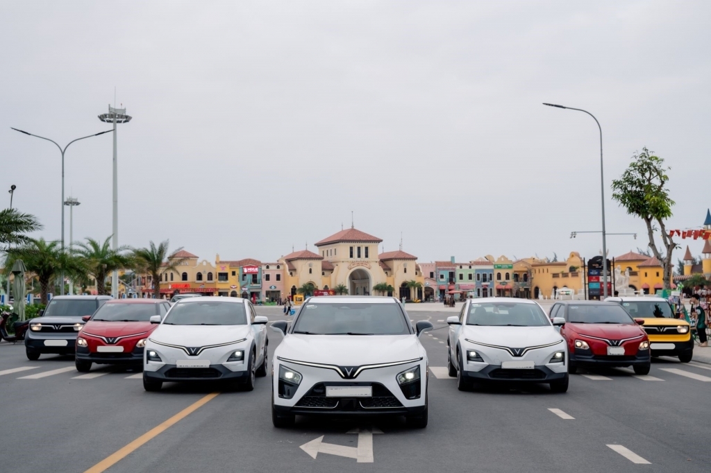 VinFast hỗ trợ khách hàng chuyển đổi sang xe điện lên tới 80 triệu đồng