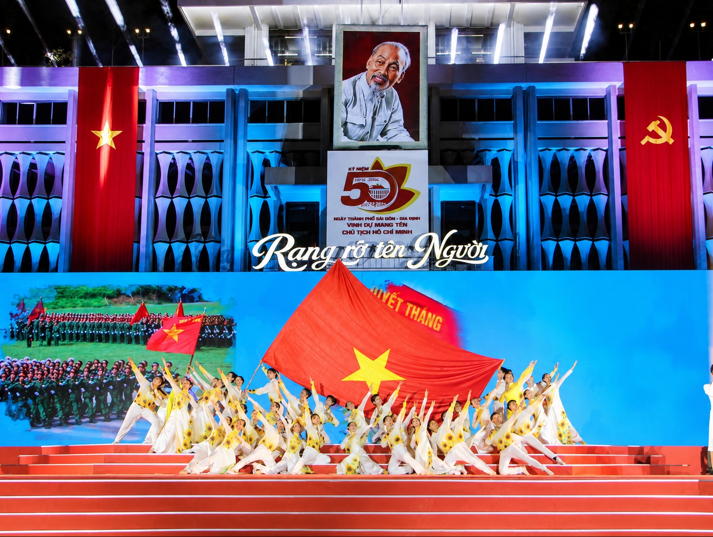 "Rạng rỡ tên Người" tái hiện hành trình 50 năm thành phố Sài Gòn - Gia Định mang tên Bác