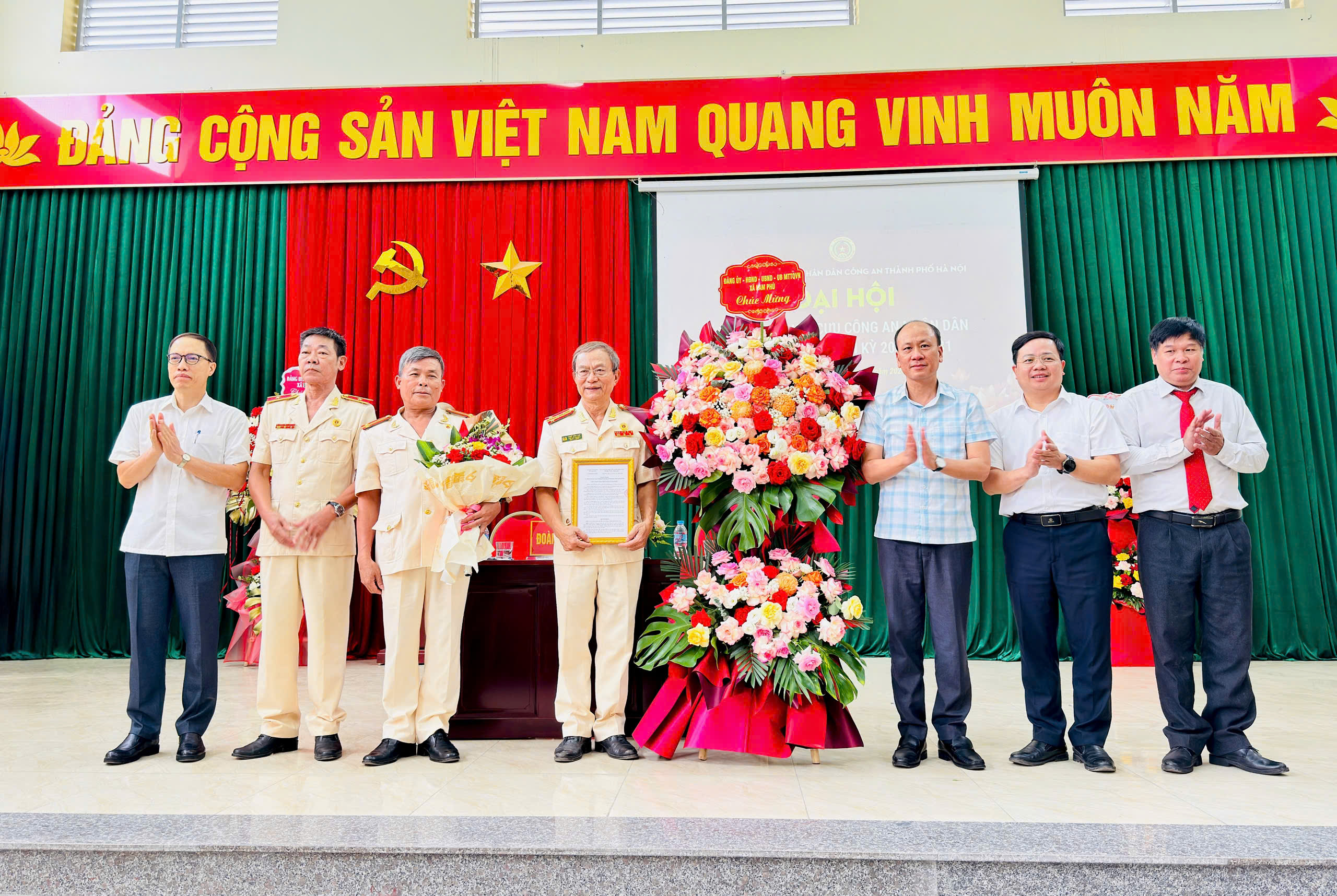 Nam Phù thành lập Hội Cựu Công an nhân dân, phát huy vai trò nòng cốt giữ gìn ANTT- Ảnh 4.
