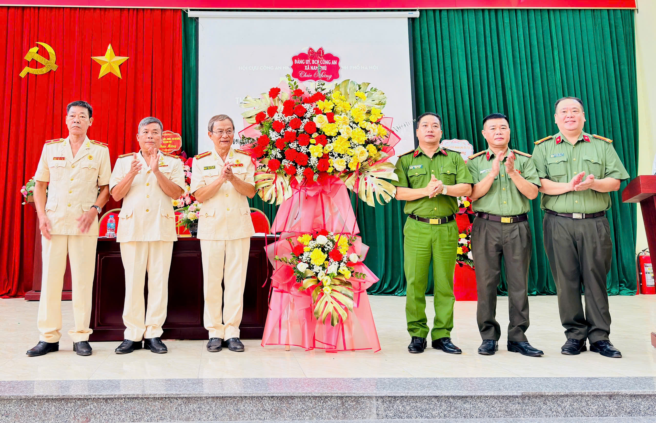 Nam Phù thành lập Hội Cựu Công an nhân dân, phát huy vai trò nòng cốt giữ gìn ANTT- Ảnh 5.