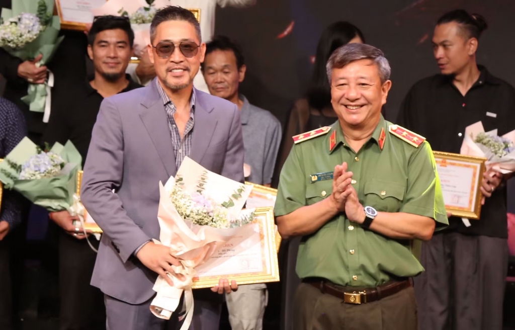 Gặp mặt, tổng kết phim về Tình báo CAND – “Tận hiến”