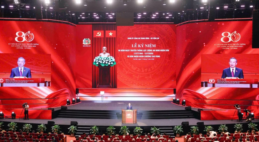 Tổng Bí thư, Chủ tịch nước Tô Lâm trao Huân chương Sao Vàng tặng lực lượng An ninh nhân dân
