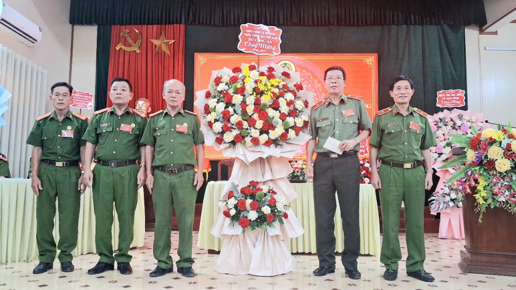 Ninh Bình: Thành lập Hội Cựu CAND xã Nam Hồng, nhiệm kỳ 2026 - 2030