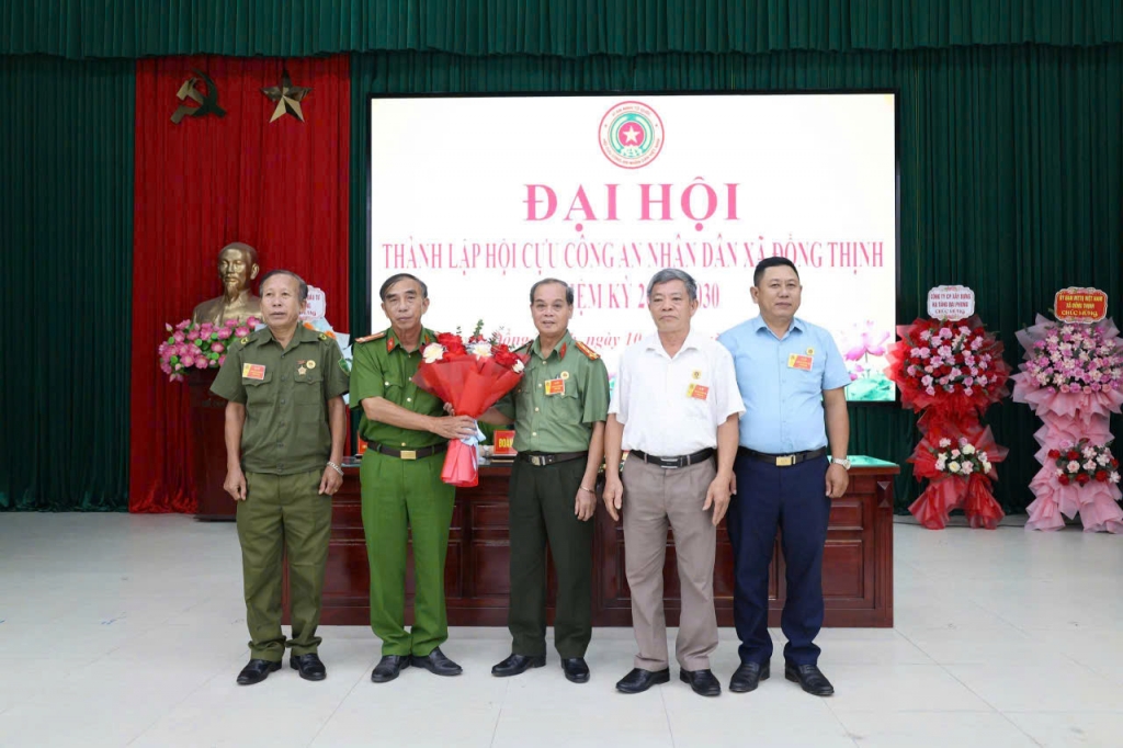 Ninh Bình: Thành lập Hội Cựu CAND xã Đồng Thịnh, nhiệm kỳ 2026 - 2030 Ninh Bình: Thành lập Hội Cựu CAND xã Đồng Thịnh, nhiệm kỳ 2026 - 2030
