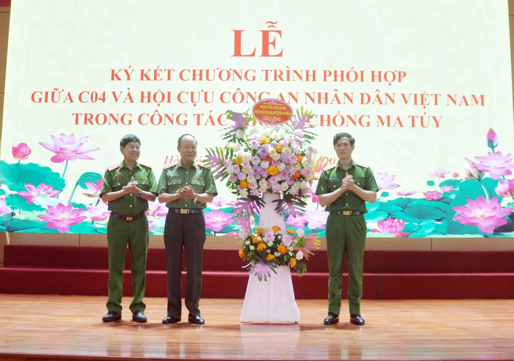 Cục C04 và Hội Cựu CAND Việt Nam phối hợp trong công tác phòng, chống ma túy