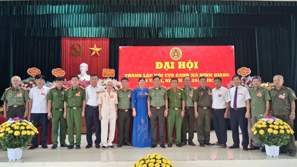 Ninh Bình: Thành lập Hội Cựu CAND xã Ninh Giang, nhiệm kỳ 2026 - 2030 Ninh Bình: Thành lập Hội Cựu CAND xã Ninh Giang, nhiệm kỳ 2026 - 2030