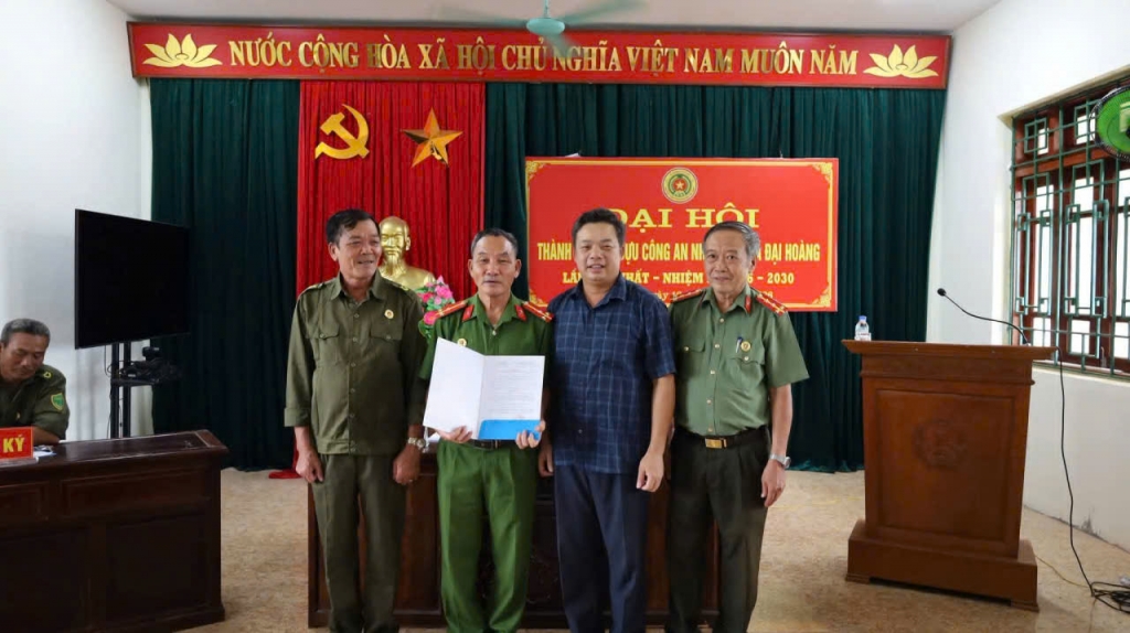 Ninh Bình: Sôi nổi Đại hội thành lập Hội Cựu CAND cấp xã, phường