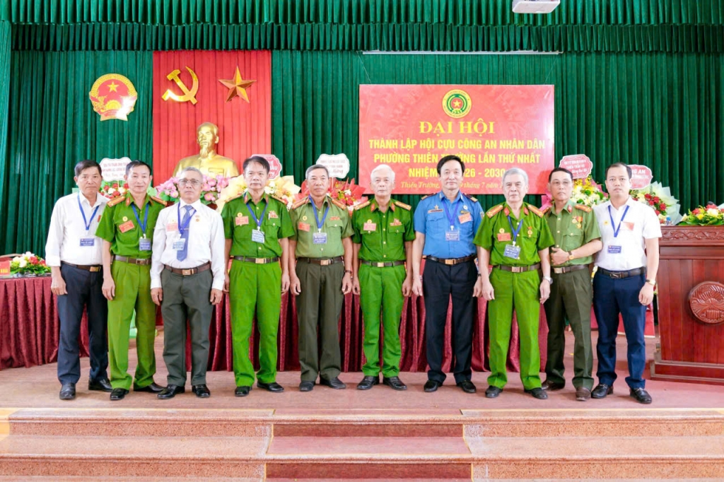 Ninh Bình: Thành lập Hội Cựu CAND phường Thiên Trường, nhiệm kỳ 2026 - 2030 Ninh Bình: Thành lập Hội Cựu CAND phường Thiên Trường, nhiệm kỳ 2026 - 2030
