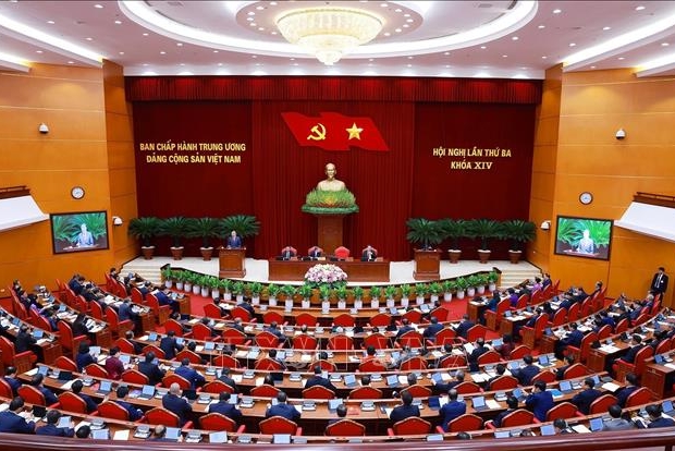 Thông cáo báo chí về ngày làm việc thứ nhất Hội nghị Trung ương 3 khoá XIV