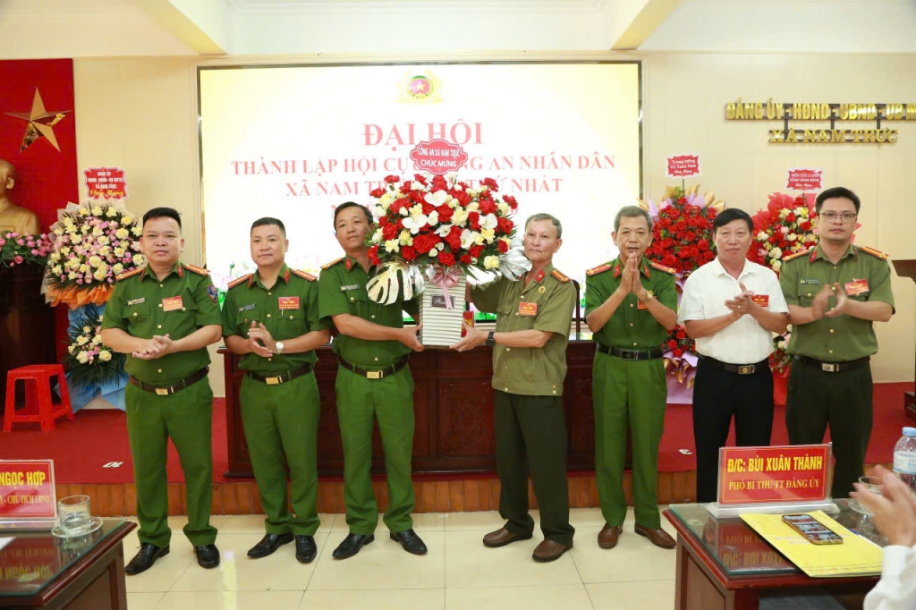 Ninh Bình: Thành lập Hội Cựu CAND xã Nam Trực, nhiệm kỳ 2026   2030