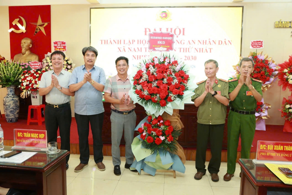 Ninh Bình: Thành lập Hội Cựu CAND xã Nam Trực, nhiệm kỳ 2026 - 2030 Ninh Bình: Thành lập Hội Cựu CAND xã Nam Trực, nhiệm kỳ 2026 2030