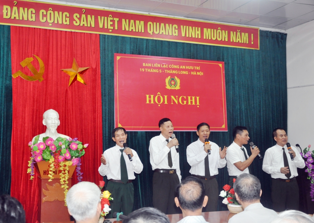Ban liên lạc Công an hưu trí 19/5 Thăng Long   Hà Nội tri ân hội viên nhân ngày Thương binh - Liệt sĩ 27/7
